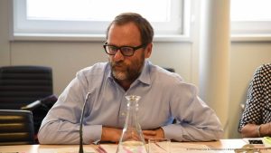 Mehr über den Artikel erfahren Die große Erregung